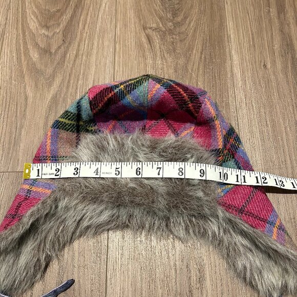 Winter hat - Picture 4 of 5